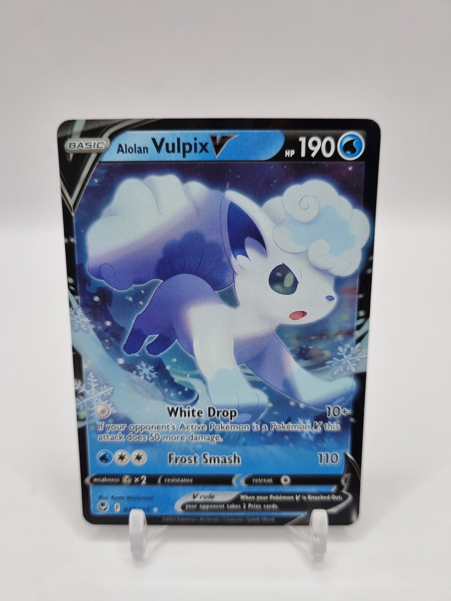 Alolan Vulpix V Silver Tempest 033/195