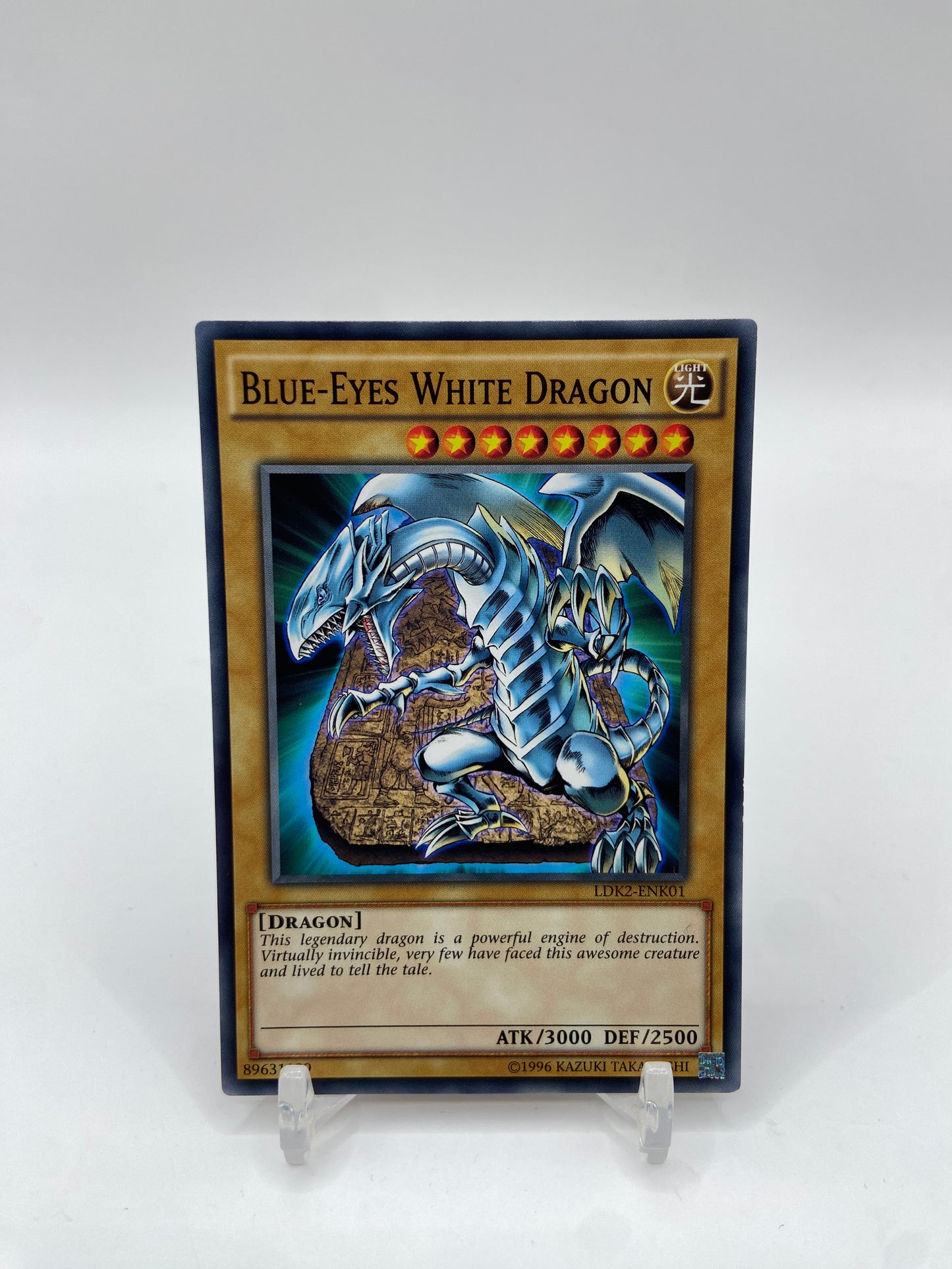 Blue-Eyes White Dragon (Version 4) Legendary Decks II LDK2-ENK01
