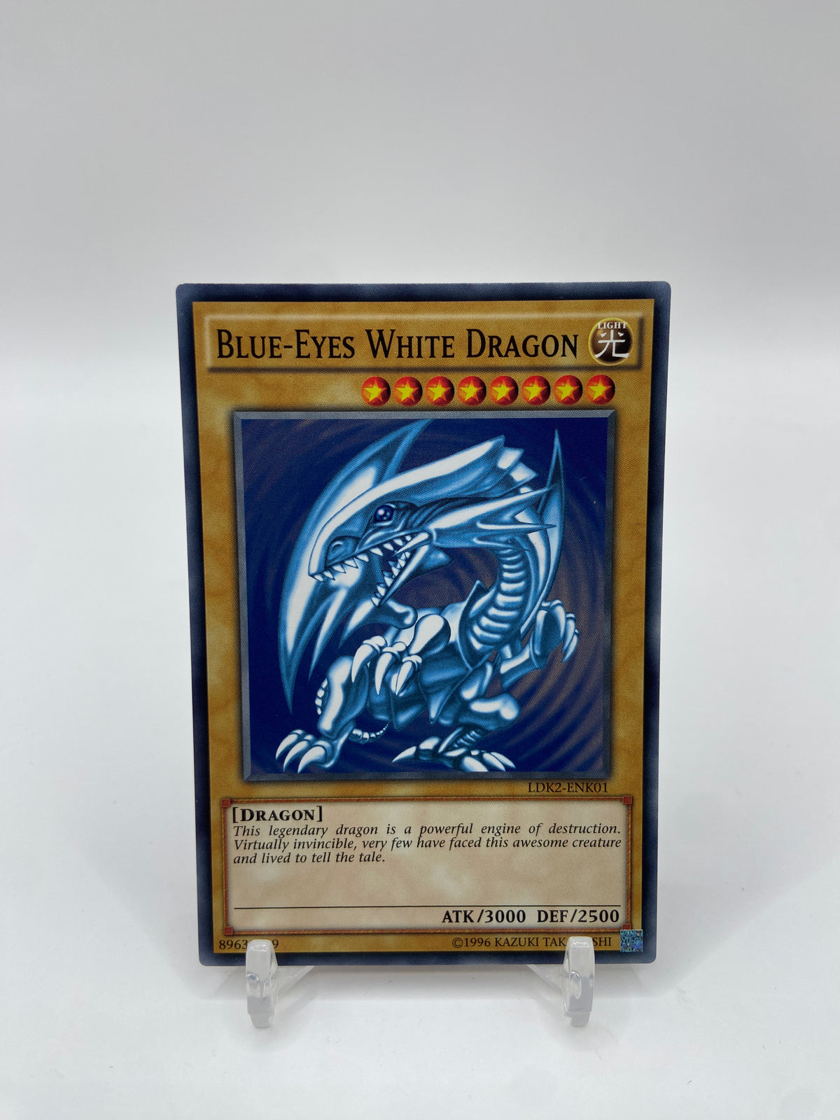 Blue-Eyes White Dragon (Version 2) Legendary Decks II LDK2-ENK01