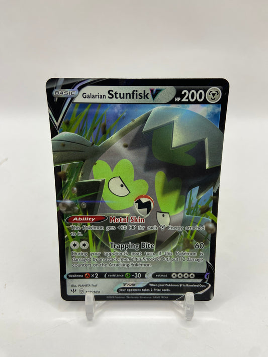 Galarian Stunfisk V Darkness Ablaze 128/189
