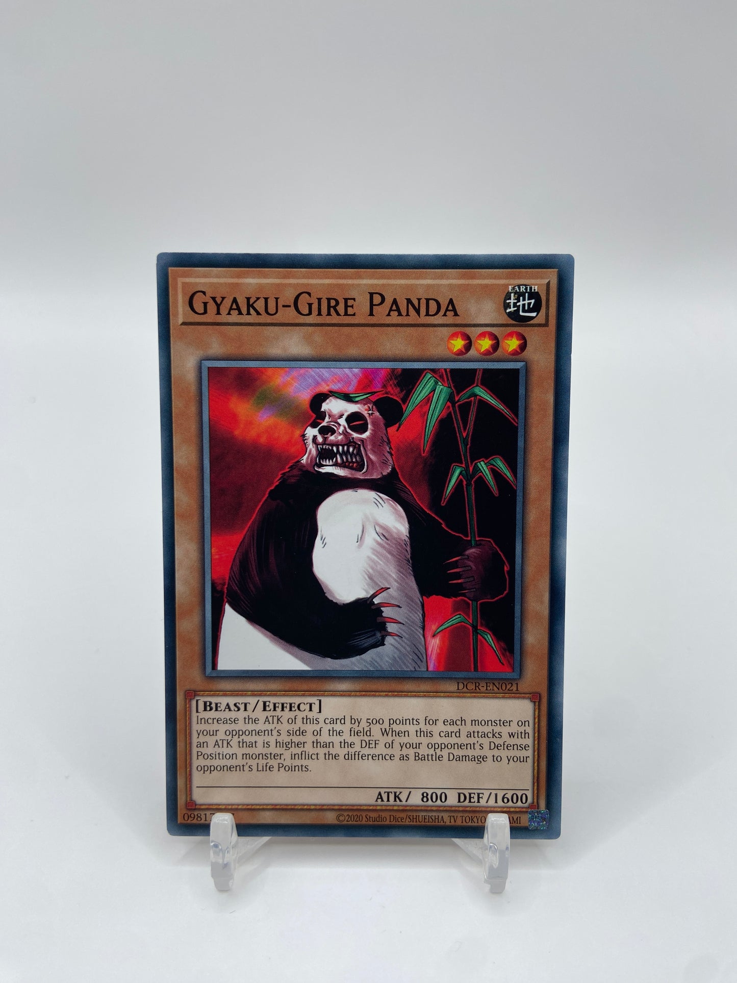 Gyaku-Gire Panda Common Dark Crisis (25th Anniversary Edition) DCR-EN021