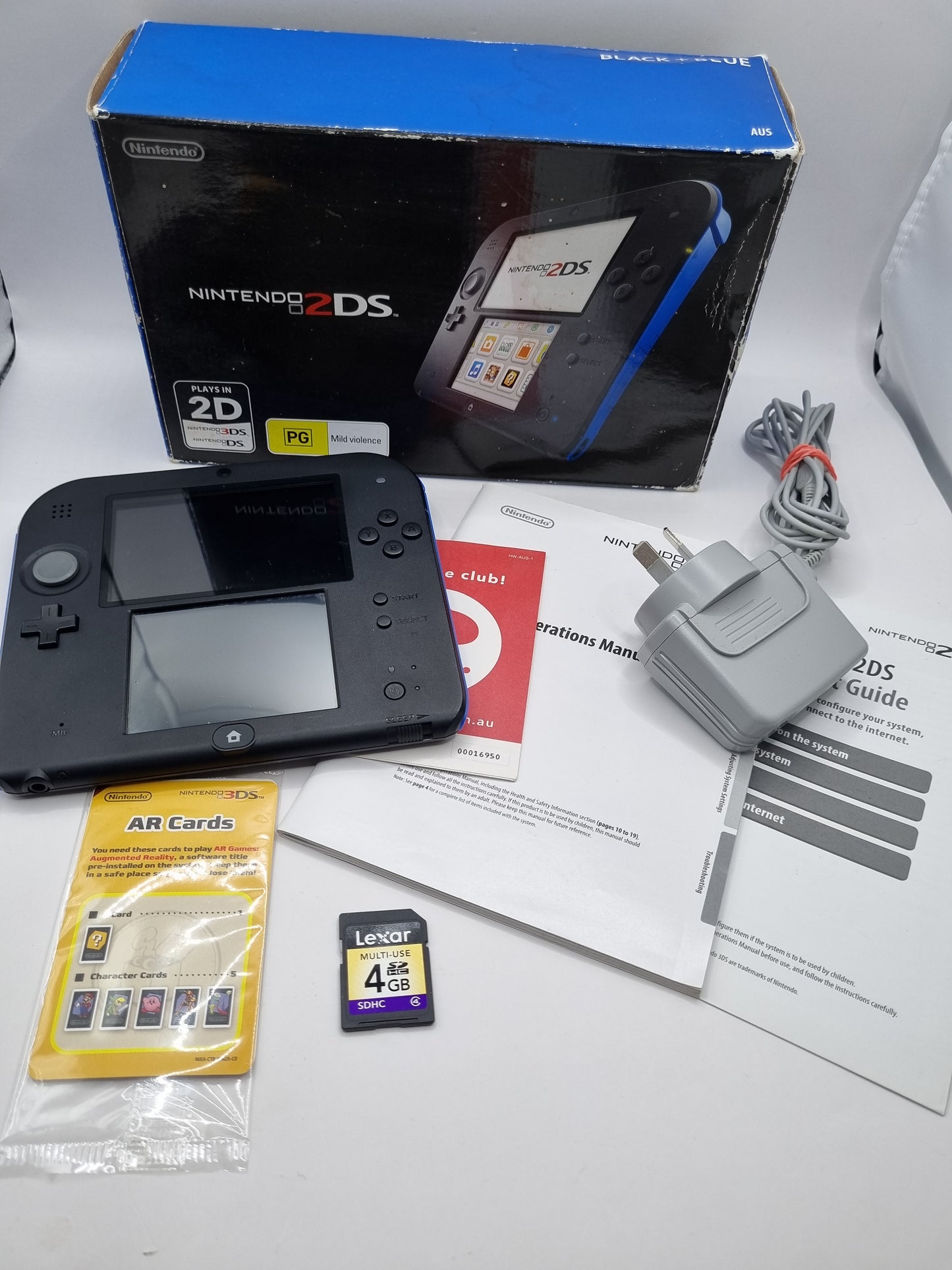 Nintendo 2DS In Box Bundle