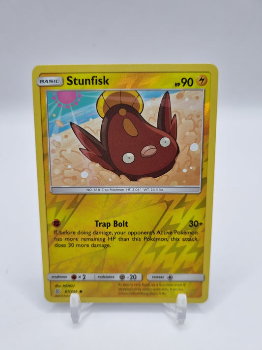 Stunfisk Reverse Holo Unified Minds 67/236
