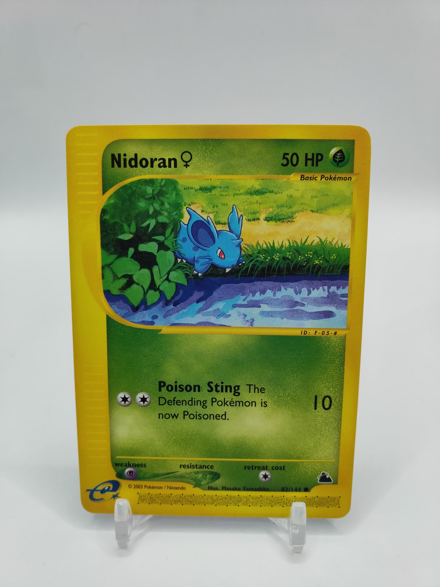 Nidoran E Reader Skyridge 82/144