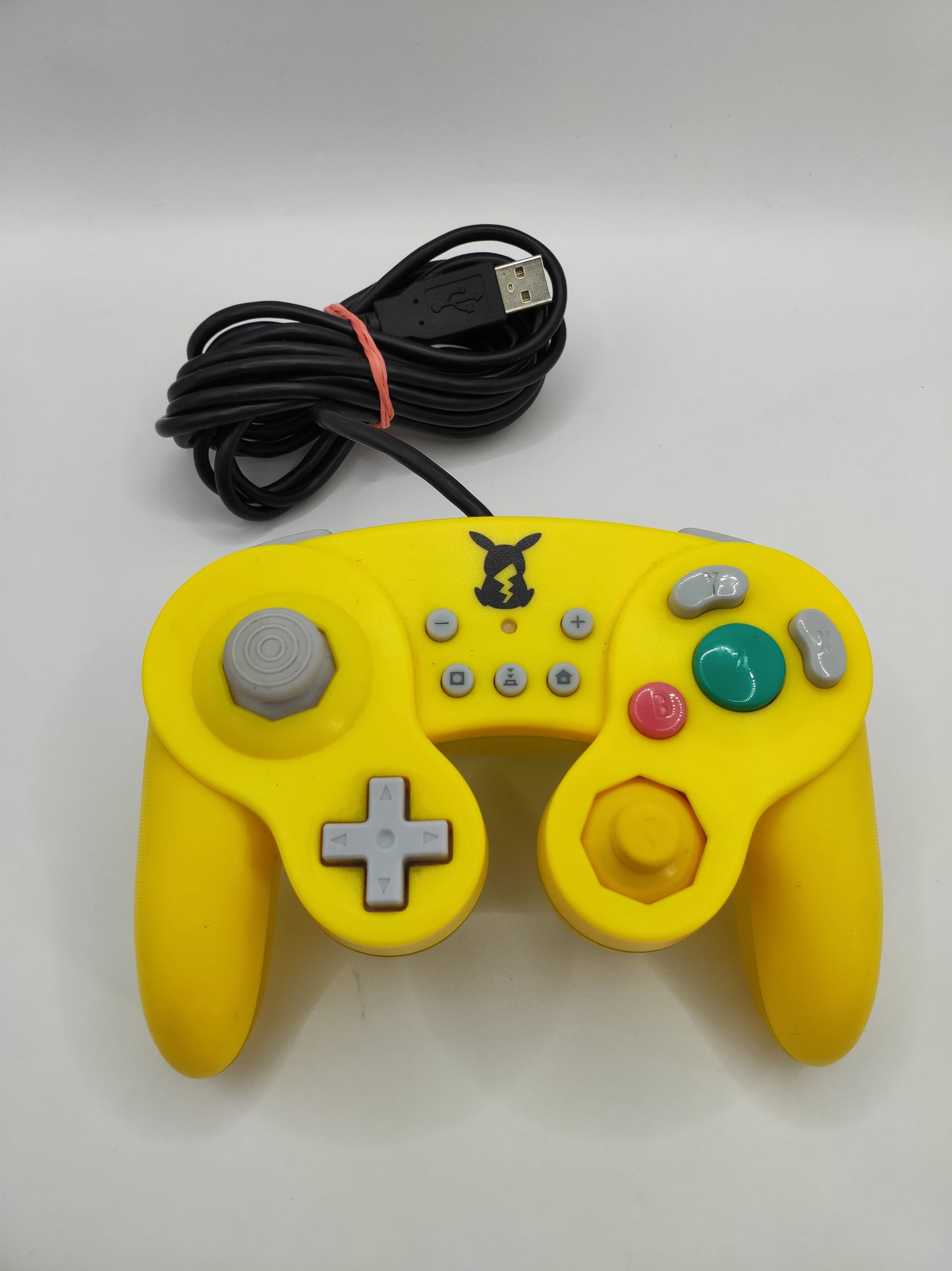 Hori Nintendo Switch Battle Pad ( Pikachu ) Controller