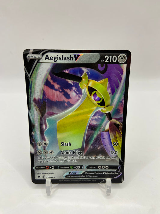 Aegislash V Vivid Voltage 126/185