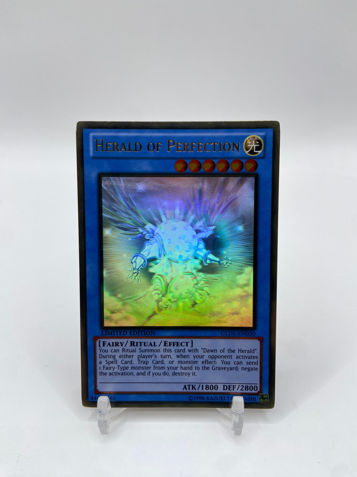 Herald of Perfection Ghost/Gold Rare  Gold Series: Haunted Mine GLD5-EN030