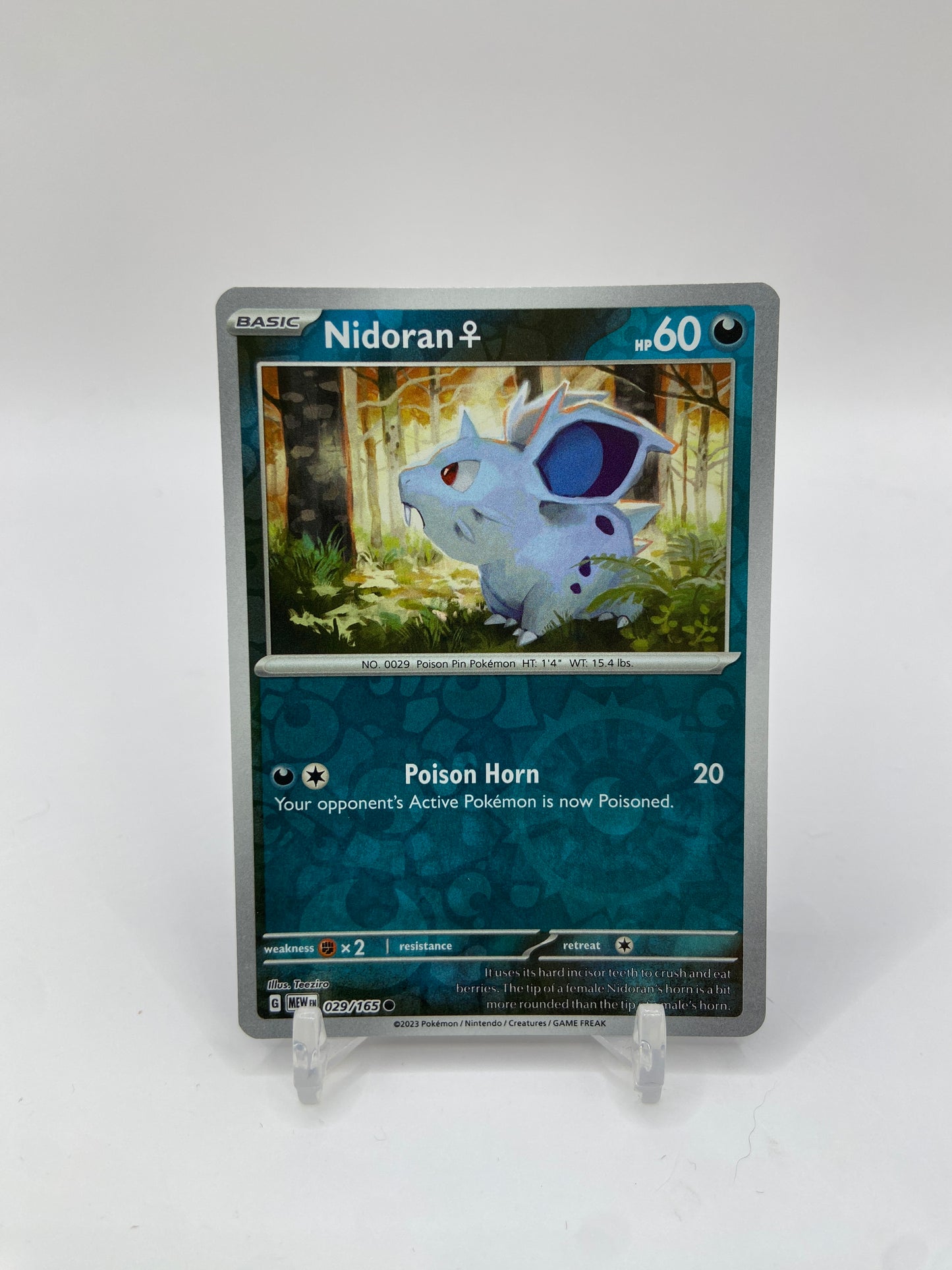 Nidoran F Reverse Holo SV: 151 029/165