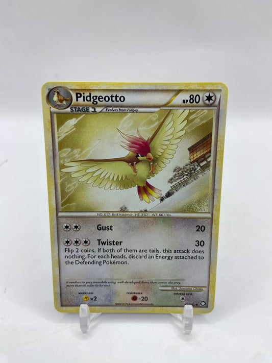 Pidgeotto HS Triumphant 47/102