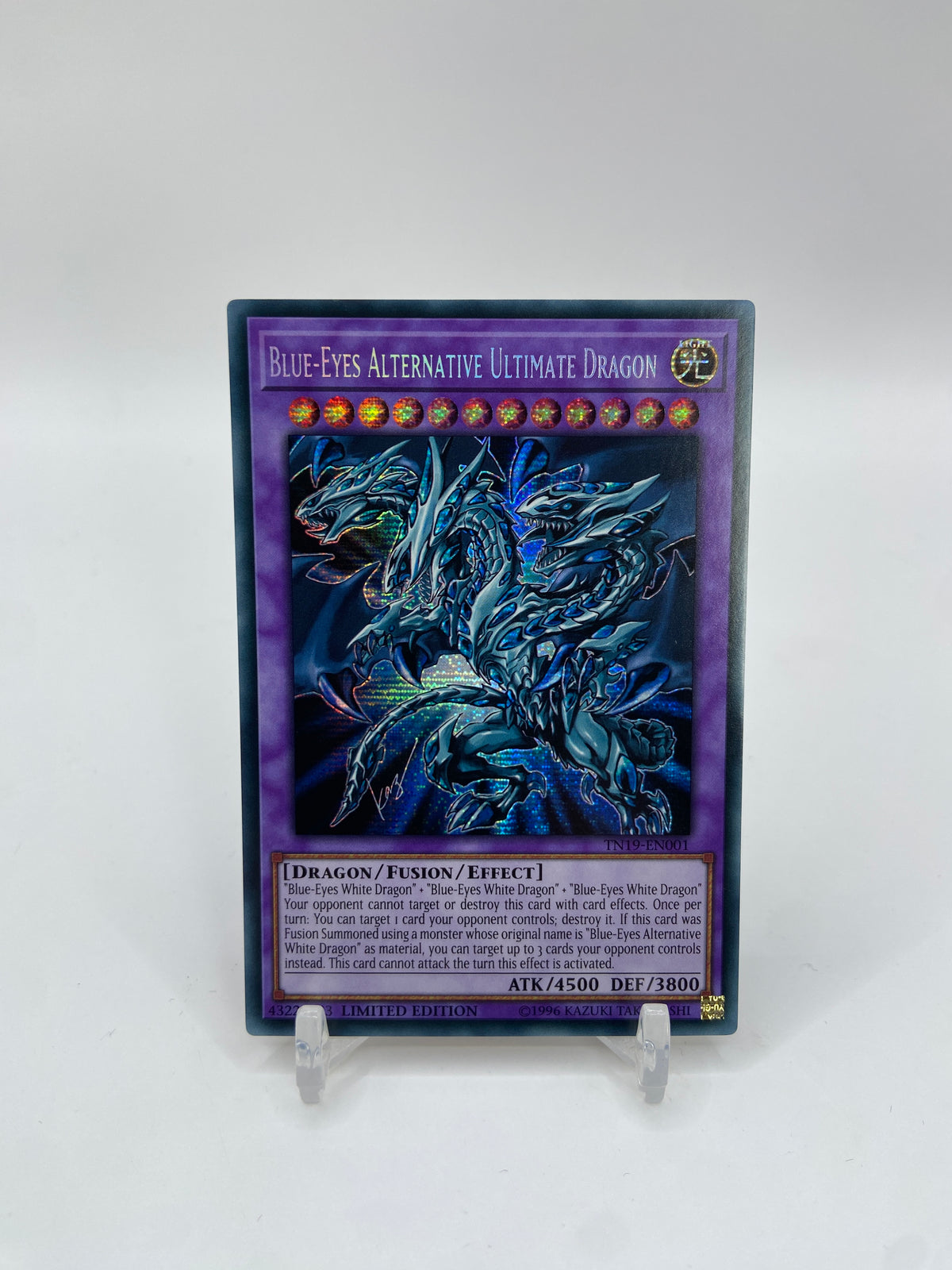 Blue-Eyes Alternative Ultimate Dragon Secret Rare 2019 Gold Sarcophagus Tin Prismatic TN19-EN001