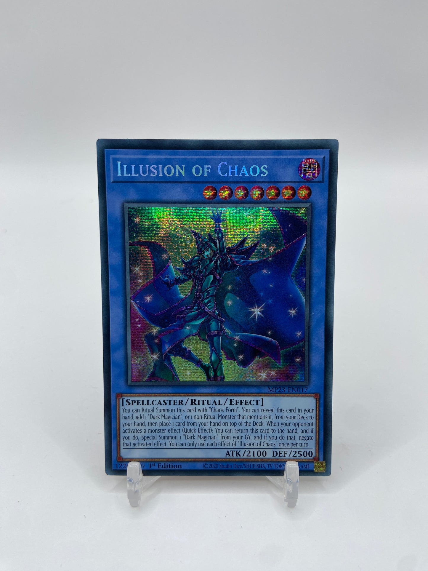 Illusion of Chaos Prismatic Secret Rare 25th Anniversary Tin: Dueling Heroes Mega Pack MP23-EN017