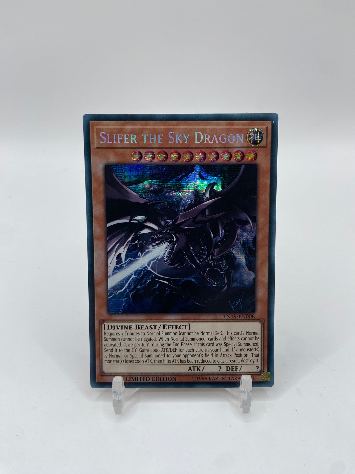 Slifer the Sky Dragon Prismatic Secret Rare 2019 Gold Sarcophagus Tin TN19-EN008